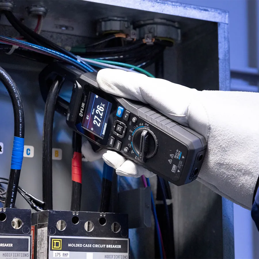 FLIR CM276 Clamp Meter with Thermal Imaging, photo 5 of 5